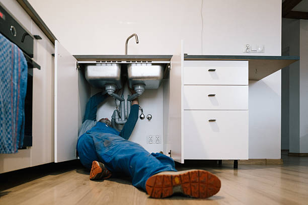 Professional Leak Detection technician working in Farmersville, TX